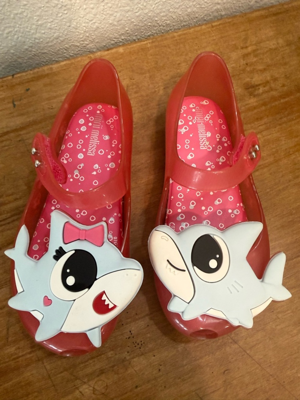 Mini Melissa Baby Shark Pink Jelly Shoes Size 10